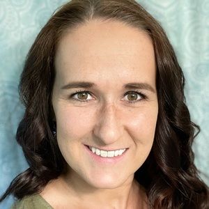 Meet your Posher, Candace